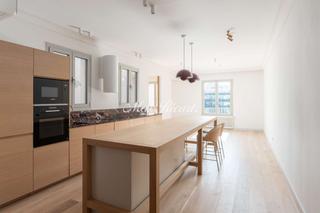 Appartement  N/a. Magnífico piso reformado a escasos metros de francesc macià.