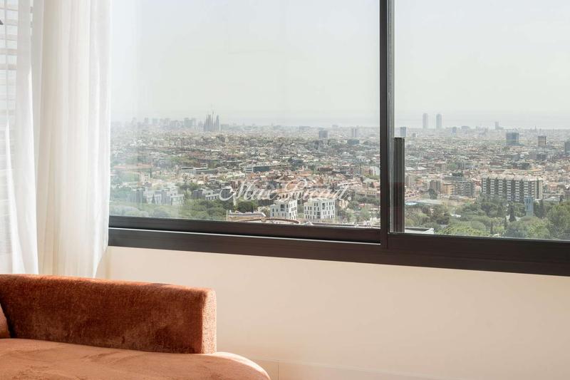 Foto 15701f3c-6686-4e0e-ab6f-dc319d6d9c07. Alquiler casa increíble casa con piscina privada en sarriá en Barcelona