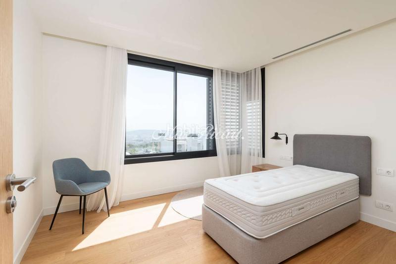 Foto 476fea16-ca4c-4d96-8398-3fef743ad067. Alquiler casa increíble casa con piscina privada en sarriá en Barcelona