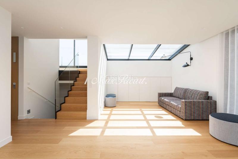 Foto 782f84bf-420f-4dfa-9112-86c62660d4d6. Alquiler casa increíble casa con piscina privada en sarriá en Barcelona