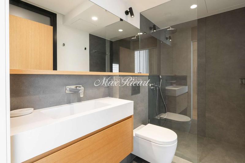 Foto b0d65b3a-d84d-43bb-9a5b-eb0ea935767c. Alquiler casa increíble casa con piscina privada en sarriá en Barcelona