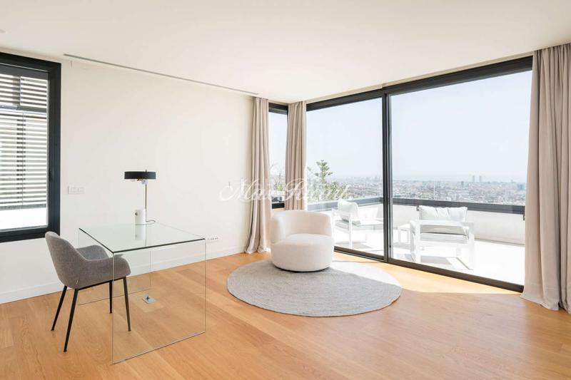 Foto aa50c146-9bbd-46a2-8b98-f025d558f157. Location maison avec chauffage parking piscine dans Barcelona