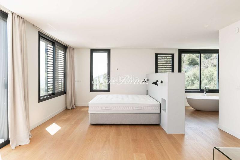 Foto ae0c9806-e47d-4593-80e3-d733ba32e329. Rent house with heating parking pool in Sarrià Barcelona