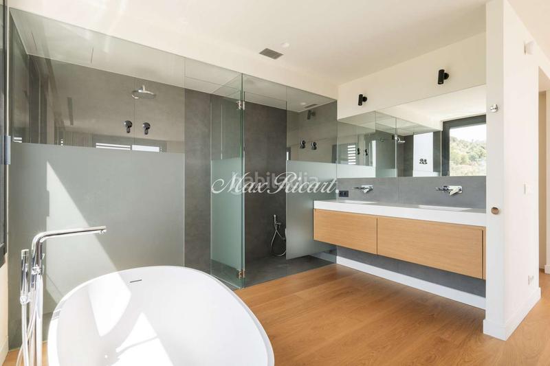 Foto c37a5e42-d900-4614-91c3-e76204ed8076. Rent house with heating parking pool in Sarrià Barcelona