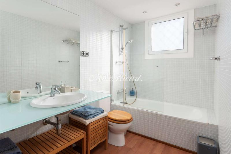 Foto 2628e94b-4756-44f4-b4d2-c32b927a4048. Location attique avec piscine dans Vallcarca - Penitents Barcelona