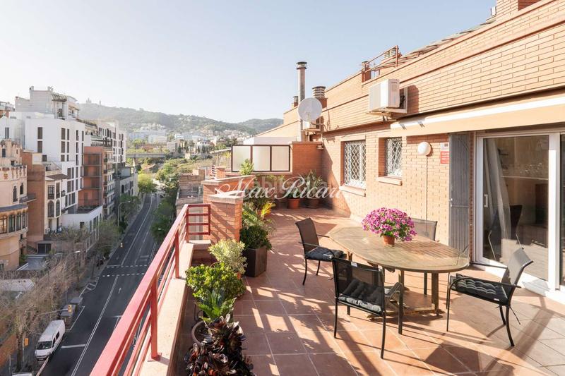 Foto f190a81d-d936-4ac8-bc2a-3b96a8abecdd. Location attique avec piscine dans Vallcarca - Penitents Barcelona