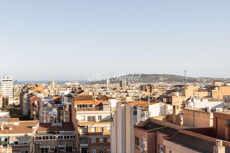 Foto 3643ef5c-ec72-4789-9b0b-1b1b3327ae26. Rent penthouse with pool in Vallcarca - Penitents Barcelona