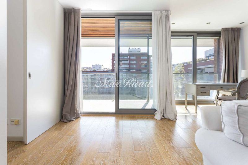 Foto 8a3b1b41-8cd2-4362-be5a-7c1e8ea384d6. Miete dachwohnung mit heizung in Tres Torres Barcelona