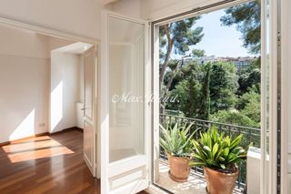 Miete Etagenwohnung  N/a. Luminoso piso con vistas al turó park  151m