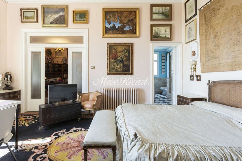 Foto 2866b3ee-3ab8-4a9d-bb1c-43f07f172a8f. Casa amb calefacció aparcament a Sant Gervasi - Bonanova Barcelona