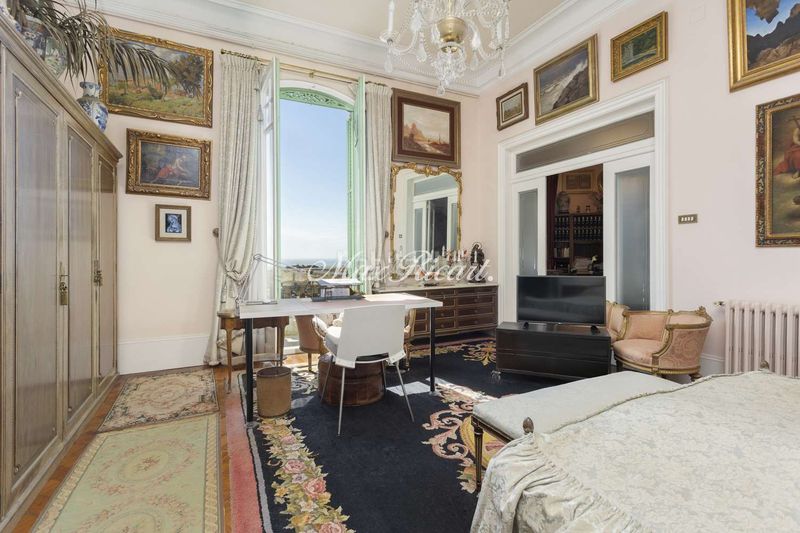Foto 2bd48486-9909-4640-8eb8-f0eb746c1c2d. Casa amb calefacció aparcament a Sant Gervasi - Bonanova Barcelona