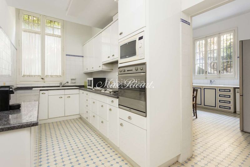 Foto a360b1bb-d991-44c2-a412-b7a8cfe8bf64. Casa amb calefacció aparcament a Sant Gervasi - Bonanova Barcelona