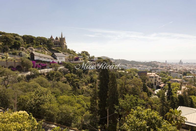 Foto d73ff804-18c9-4c6e-b727-9f6dd50f23ff. Casa amb calefacció aparcament a Sant Gervasi - Bonanova Barcelona
