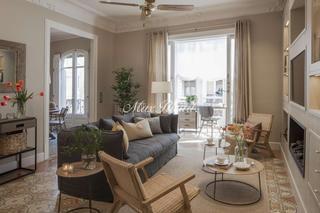 Location Appartement à Sant Gervasi - Galvany. Amueblado con encanto especial
