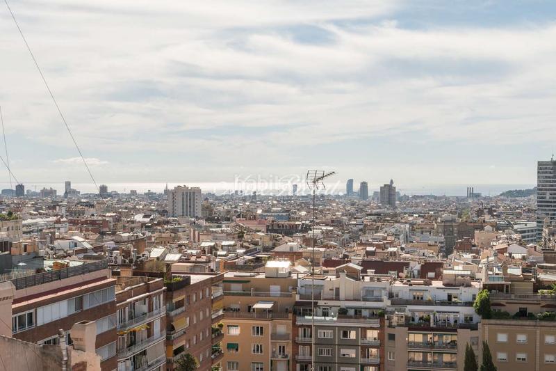 Foto 19fac3f2-a347-490a-9062-1c38f1aca271. Lloguer àtic amb calefacció aparcament a Sant Gervasi - Galvany Barcelona