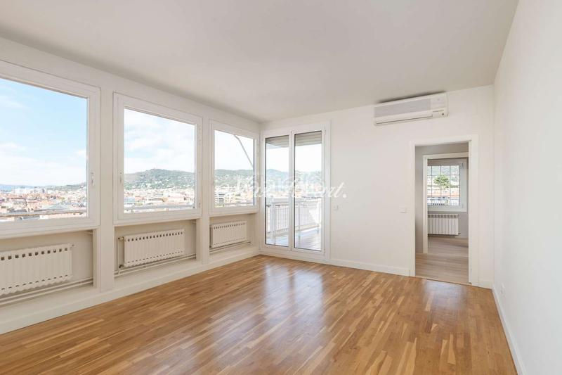 Foto dec80415-b2b8-452b-8e6c-bf7acca7bb11. Lloguer àtic amb calefacció aparcament a Sant Gervasi - Galvany Barcelona