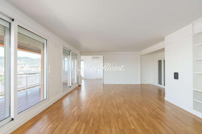 Foto e57c34d2-57cf-4b8f-b5be-3b527a1dd220. Location attique avec chauffage parking dans Sant Gervasi - Galvany Barcelona