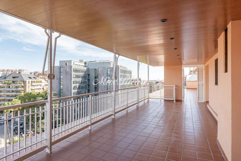 Foto 86efba0a-2bb0-4868-b895-847eaa26a702. Rent penthouse with heating parking in Sant Gervasi - Galvany Barcelona