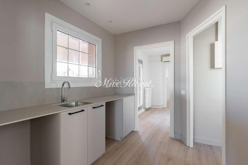 Foto eb0911c3-421c-4340-8378-4899021aa70c. Rent penthouse with heating parking in Sant Gervasi - Galvany Barcelona