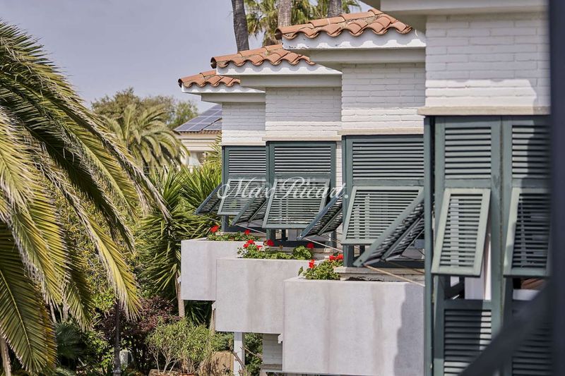 Foto 07025c87-ed75-4798-8f14-c8b4ac4245e9. Casa amb calefacció aparcament piscina a Can Girona - Terramar - Vinyet Sitges