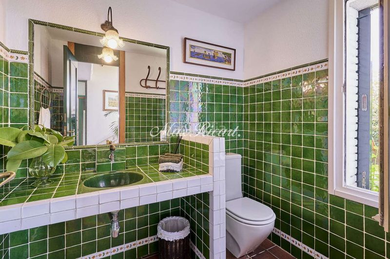 Foto 642c9876-8aa7-417e-a57f-15abb73bef6d. Casa amb calefacció aparcament piscina a Can Girona - Terramar - Vinyet Sitges