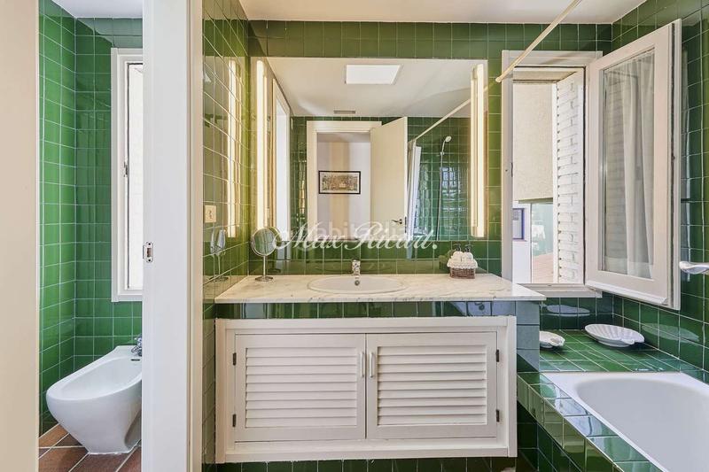 Foto 300dfd0c-5aab-4323-8e15-cf96821912a6. Haus mit heizung parking pool in Can Girona - Terramar - Vinyet Sitges