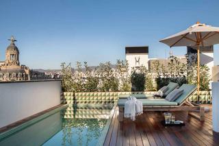 Alquiler Piso  N/a. Exclusiva vivienda amueblada en paseo de gracia