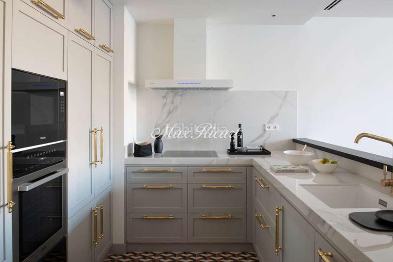 Foto 94fd007c-76b9-45c0-bf0f-1e96f6b2a3bd. Alquiler piso exclusiva vivienda amueblada en paseo de gracia en Barcelona