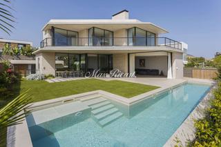Lloguer Casa  N/a. Espectacular villa con piscina en sitges