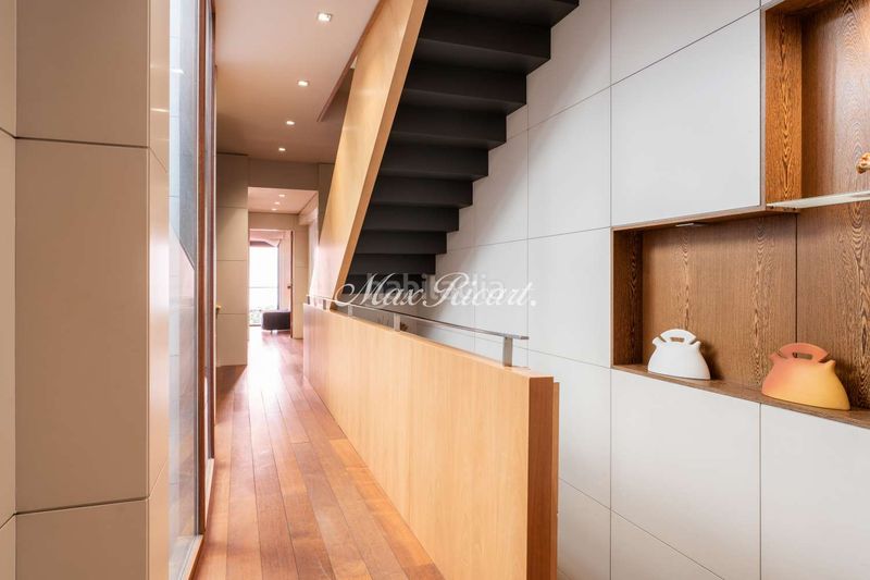 Foto cfc8d6b6-235b-4f65-bbb2-59f1d5b9d100. Casa amb calefacció aparcament piscina a Sant Andreu de Palomar Barcelona