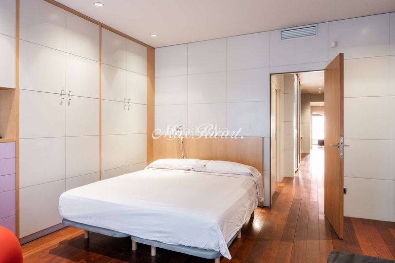 Foto d9e91e23-fc97-4cf3-ba93-a6144180e38b. Casa amb calefacció aparcament piscina a Sant Andreu de Palomar Barcelona