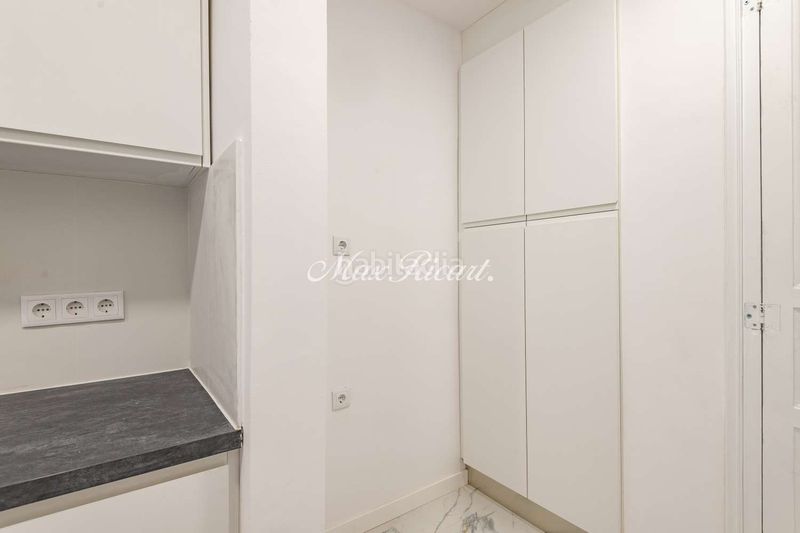 Foto 5c8e0193-dc57-4814-9b56-d77d18f069a5. Alquiler piso amplia vivienda recién reformada en avenida diagonal 200m en Barcelona