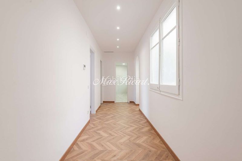Foto a10faa77-14f1-4a94-a782-2150bb8945ea. Alquiler piso amplia vivienda recién reformada en avenida diagonal 200m en Barcelona