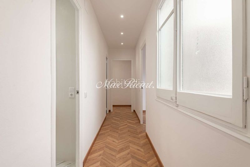 Foto fe5664e8-992d-45a6-b4b9-4d35b5b384d6. Alquiler piso amplia vivienda recién reformada en avenida diagonal 200m en Barcelona