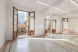 Rent Office space  N/a. Luminoso despacho en plena avenida diagonal