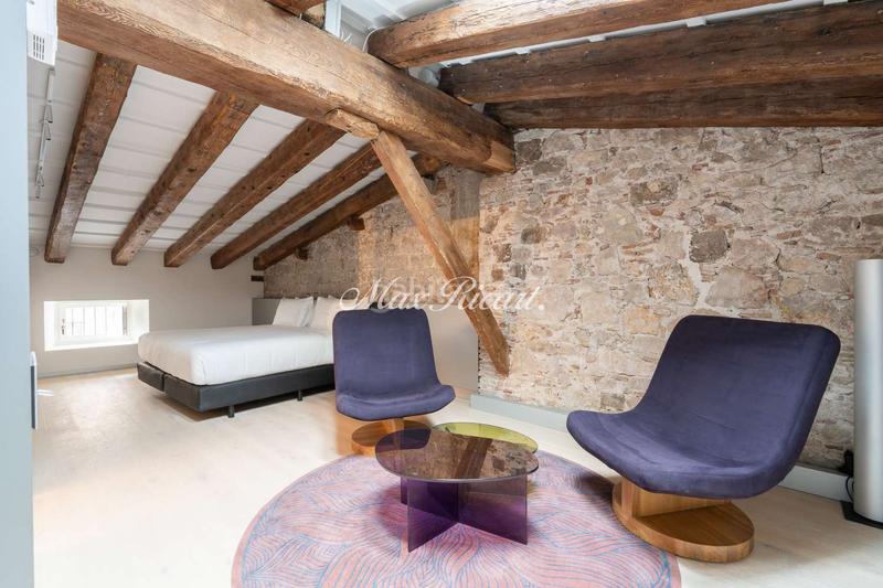 Foto 34ba3f63-ae25-4914-a99f-882b9bd25fe3. Affitto duplex con riscaldamento piscina in Gòtic Barcelona