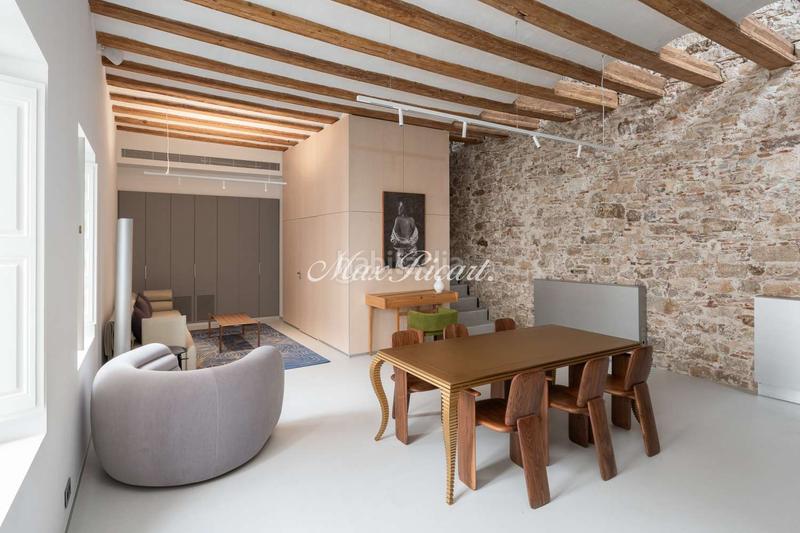 Foto 03454f2f-2be1-4791-aad8-158ef2117bf3. Location duplex avec chauffage piscine dans Gòtic Barcelona