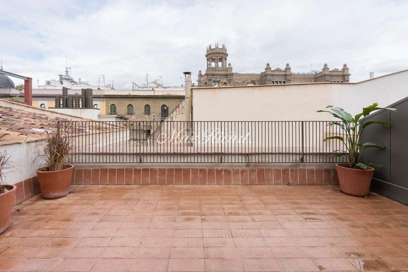 Foto 03cfeb1c-2fee-47e7-b359-2c1da2f14da9. Location duplex avec chauffage piscine dans Gòtic Barcelona