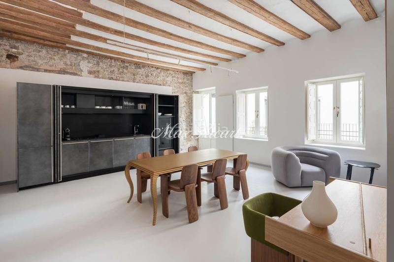 Foto 0e6d9dd8-222b-46de-a749-1f34930721e6. Location duplex avec chauffage piscine dans Gòtic Barcelona