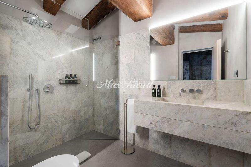 Foto 46921f7b-24d1-4e37-b09c-6a99871fbd3e. Location duplex avec chauffage piscine dans Gòtic Barcelona