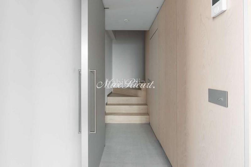 Foto 95327118-91b5-4649-8fd7-bc756b86ea7e. Alquiler dúplex lujosa propiedad con terraza en palau moxó en Barcelona