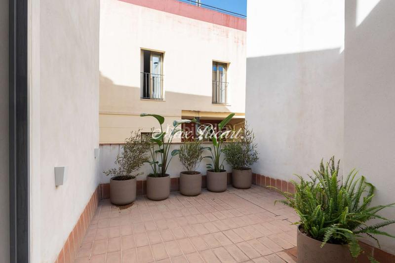 Foto aa5a18d6-7b4d-4ca8-bea5-51ce4275779f. Rent duplex with heating pool in Gòtic Barcelona