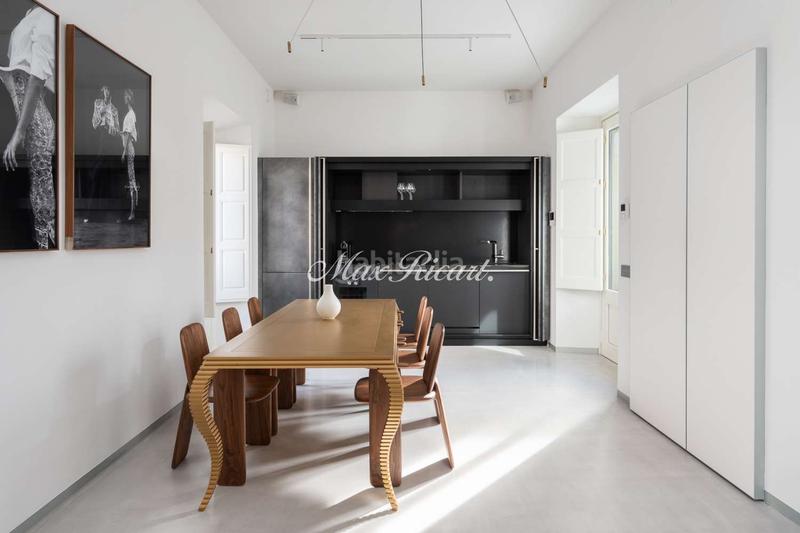 Foto b7f807b7-d67c-45bb-a5c6-ae112b19e730. Rent duplex with heating pool in Gòtic Barcelona