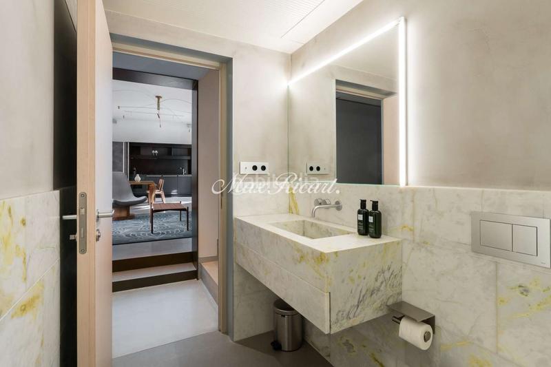 Foto c7d5f1be-c296-4688-9edf-b4d2aa927fb7. Rent duplex with heating pool in Gòtic Barcelona