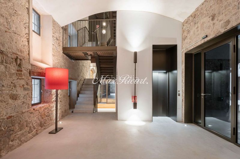Foto 177e0c5b-bb7c-4c43-9a4a-55d8987c598f. Rent duplex with heating pool in Gòtic Barcelona