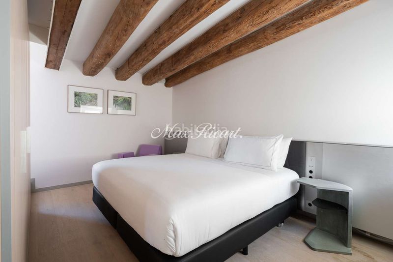 Foto bd9f02b0-69f5-4191-9293-81c1755ff832. Rent duplex with heating pool in Gòtic Barcelona