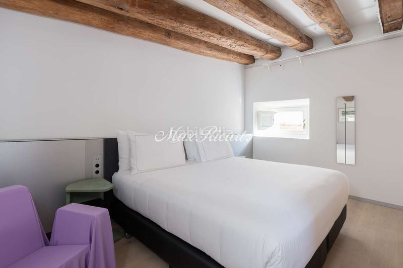 Foto e694ff36-e1fb-404c-9c3c-846ec13f29ad. Rent duplex with heating pool in Gòtic Barcelona