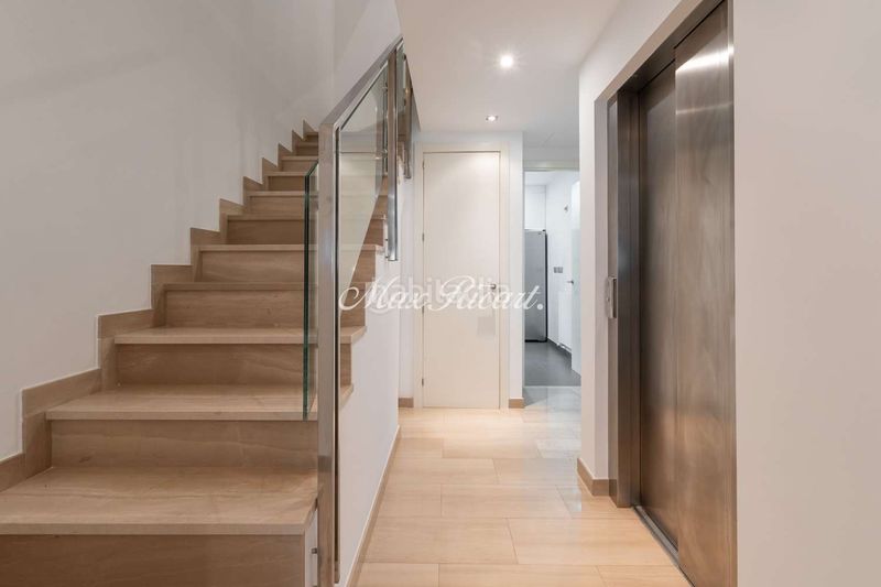 Foto 39939e23-6658-472f-be51-dc0329596bda. Casa amb calefacció aparcament a Vila de Gràcia Barcelona