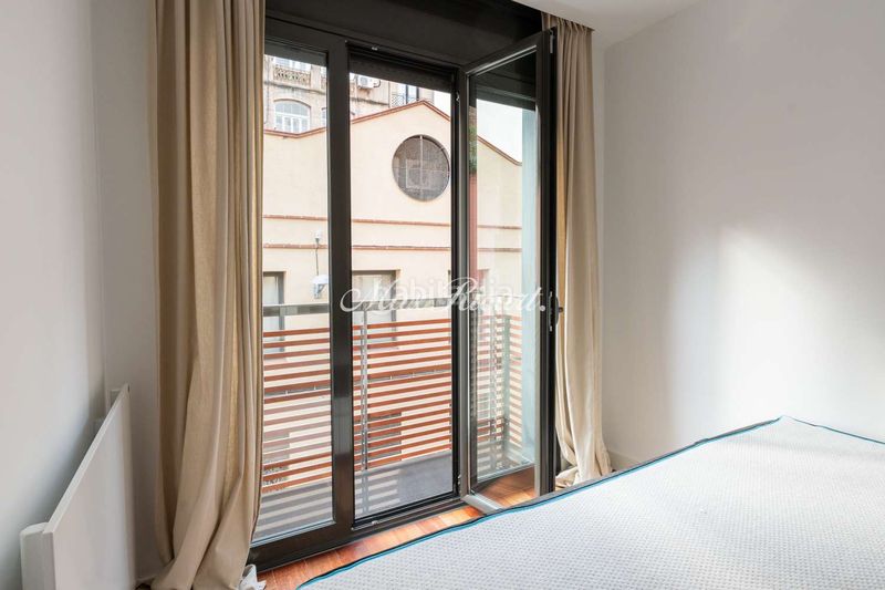 Foto 660e0929-9c29-4320-a87e-680acf1875ce. Casa amb calefacció aparcament a Vila de Gràcia Barcelona
