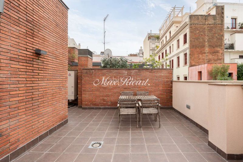 Foto fe070e5e-a80b-4cc5-9aaf-489e4217e001. Casa amb calefacció aparcament a Vila de Gràcia Barcelona